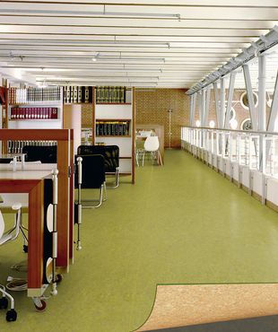 Link zur Seite Klebstofffreie Bodenlösungen von Tarkett